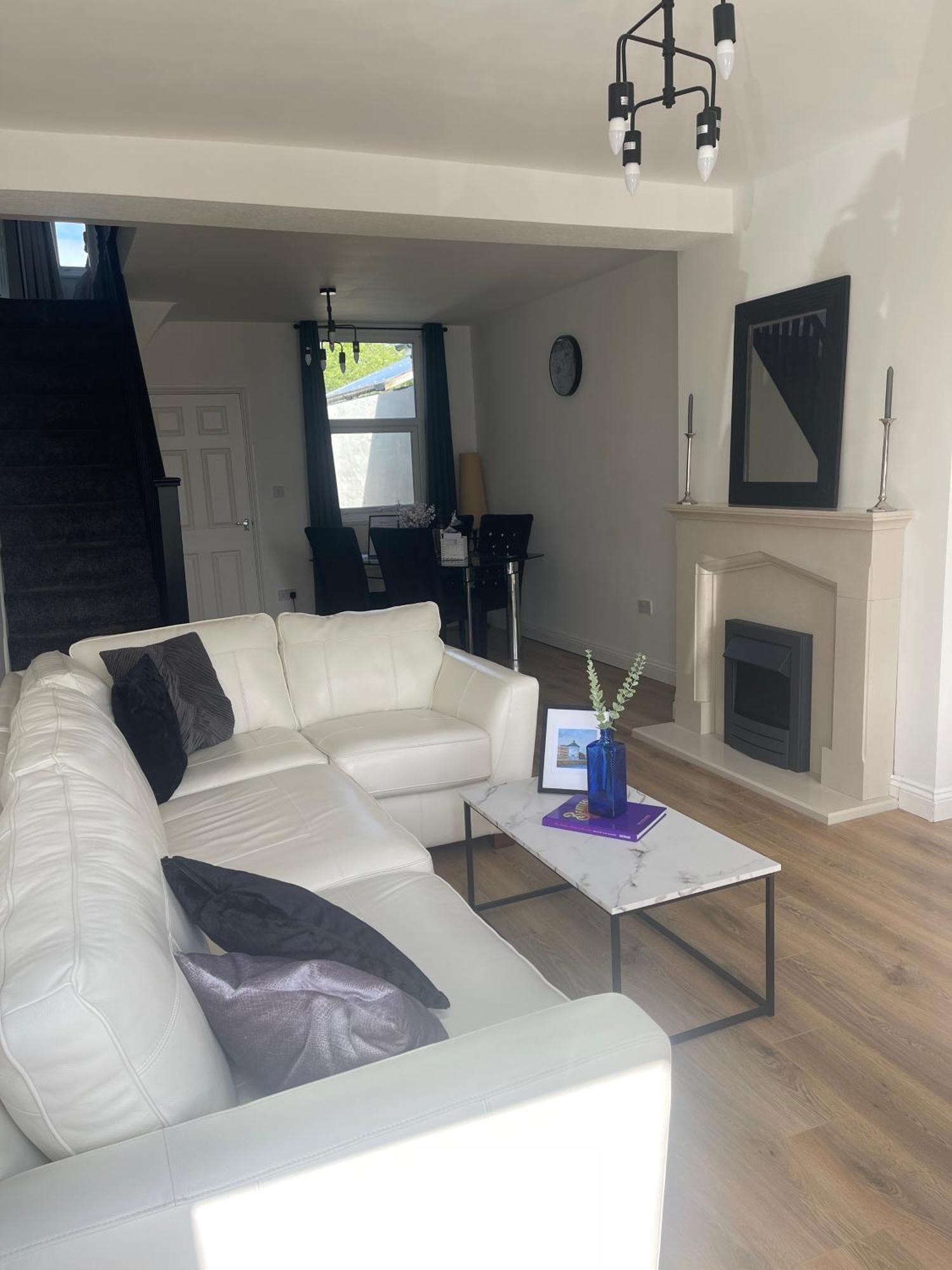 Birks Road Villa Cleator Moor Buitenkant foto