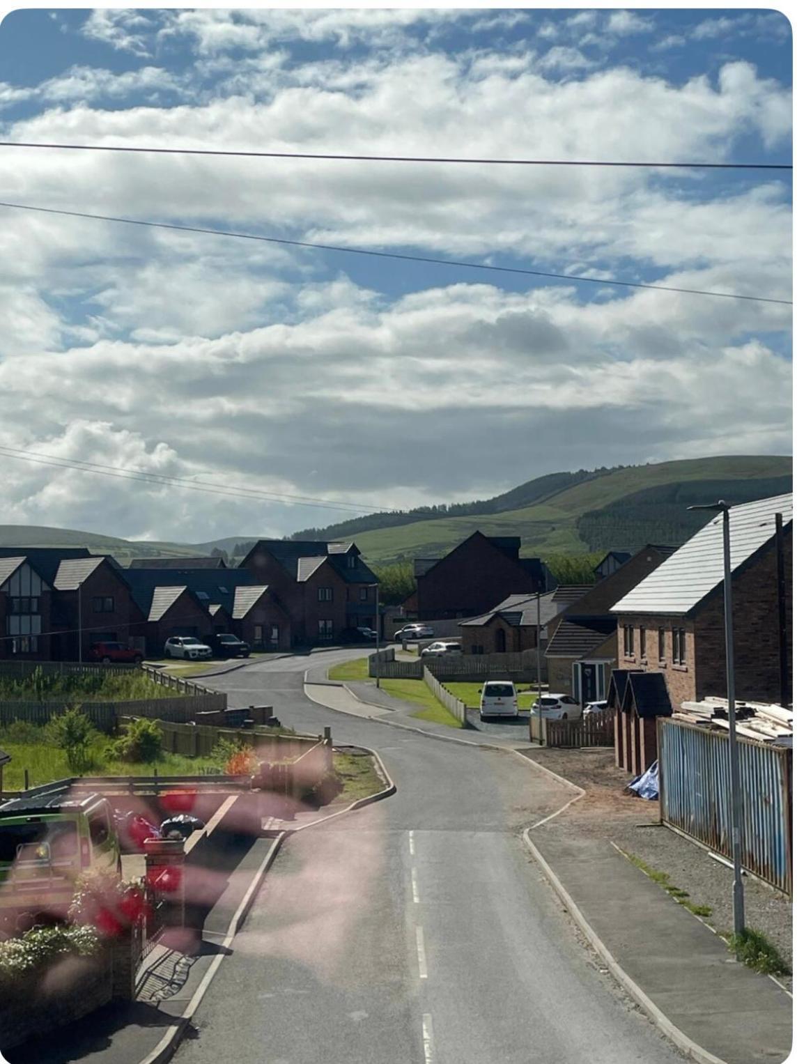 Birks Road Villa Cleator Moor Buitenkant foto